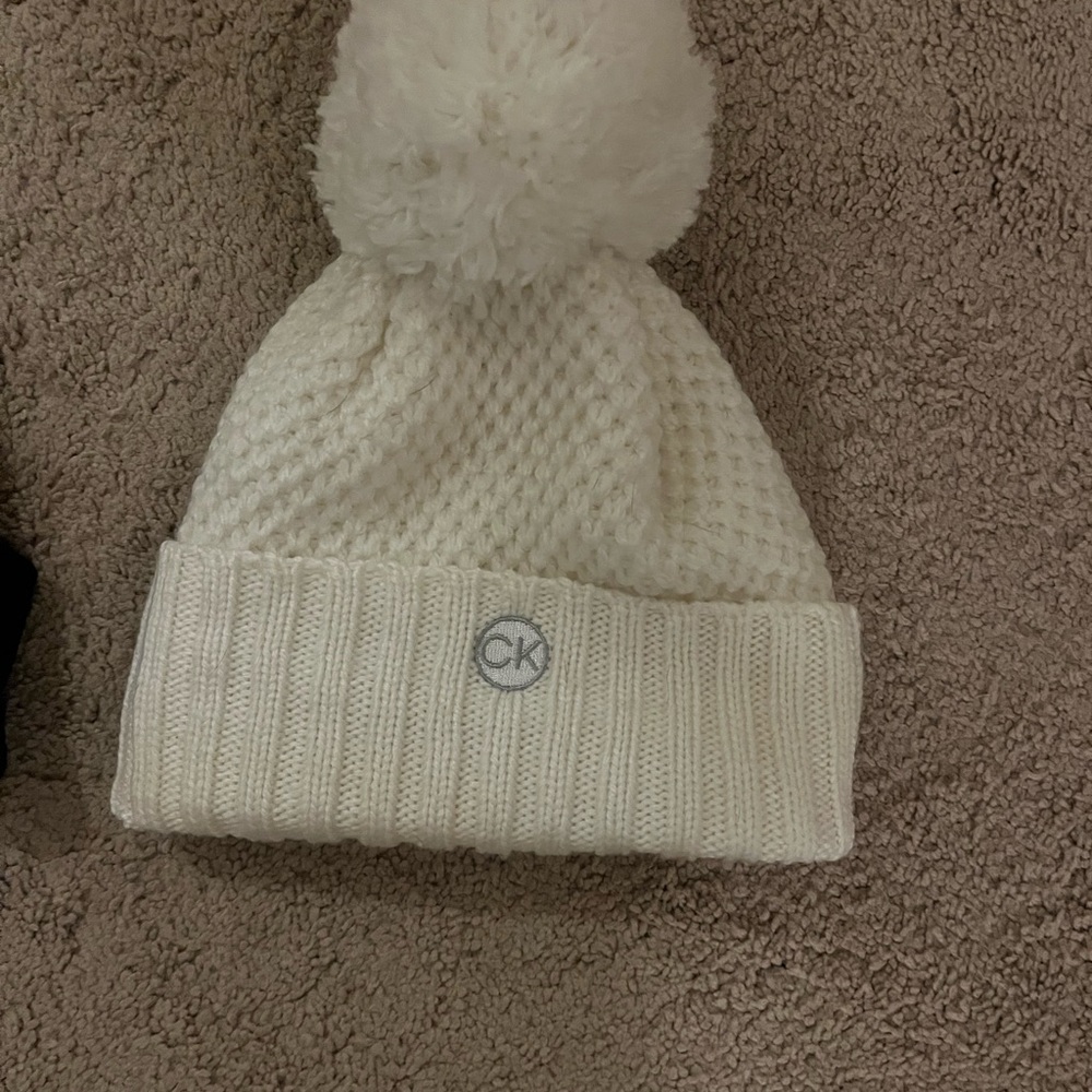 Calvin Klein Kids' Cream Knit Pom-Pom Hat